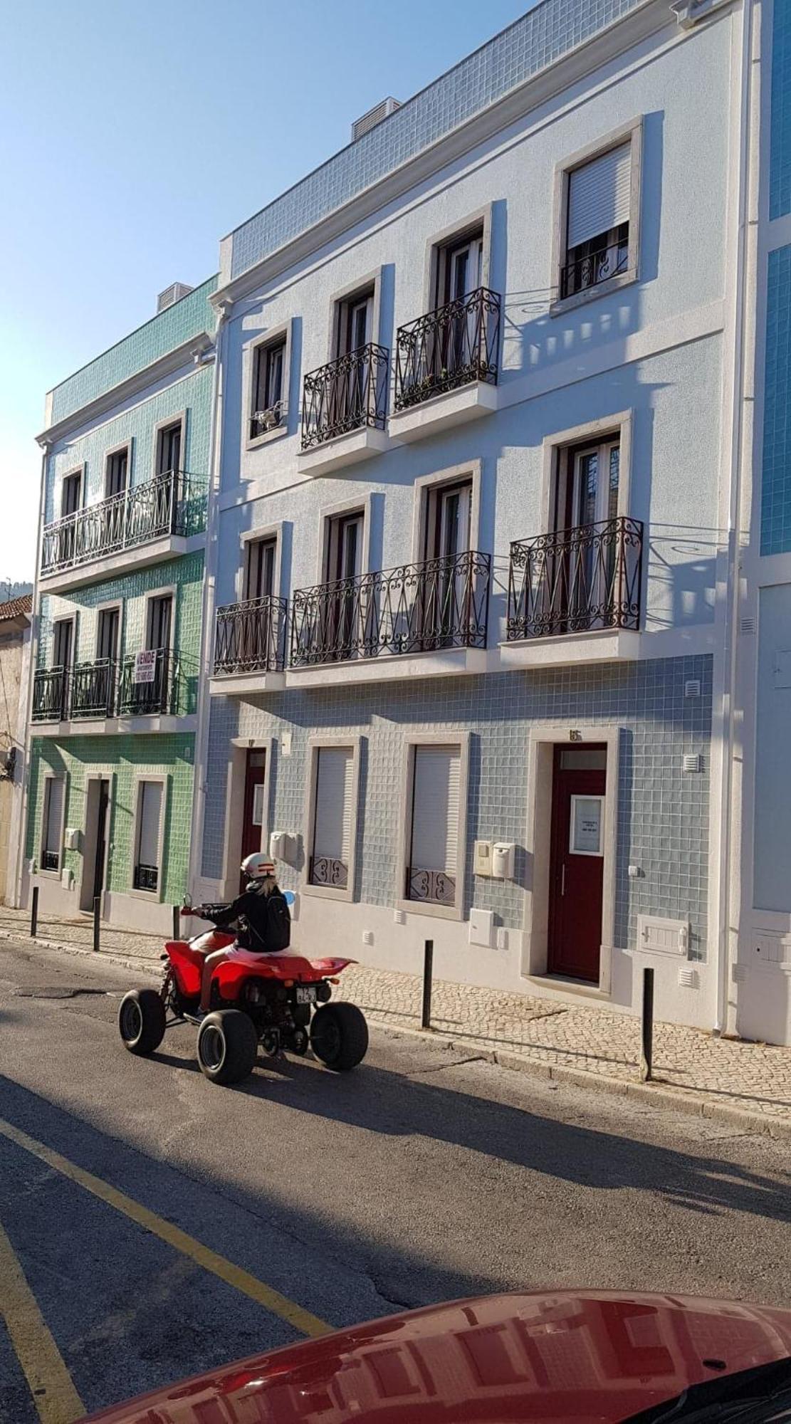 Apartamento Gaivota Sesimbra Luaran gambar